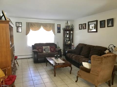 1122-1 A Valley Rd, Wayne, NJ 07470 photo 3