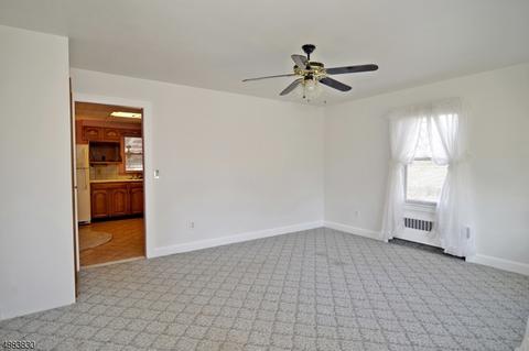 107 6th St, Hackettstown, NJ 07840 photo 4