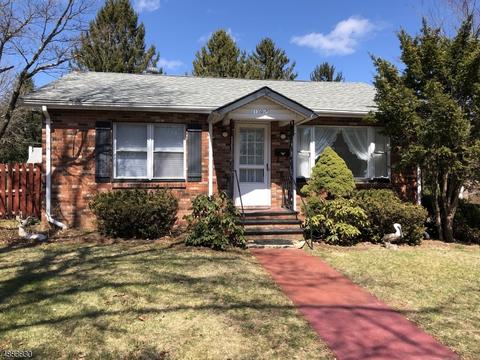 107 6th St, Hackettstown, NJ 07840 photo 1