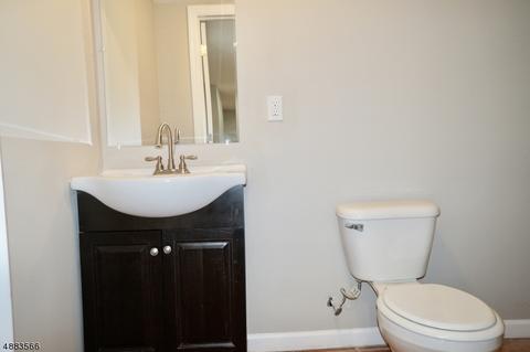 227 E 8th Ave, Roselle, NJ 07203 photo 12