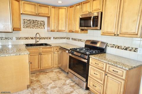 227 E 8th Ave, Roselle, NJ 07203 photo 2