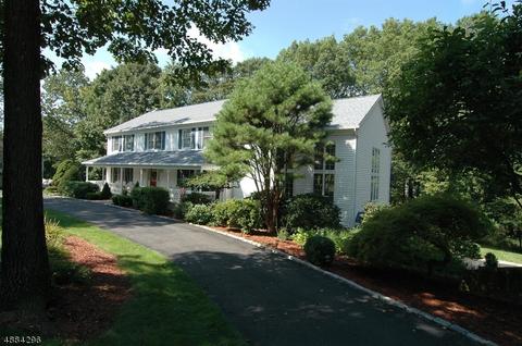 4 Peter Dr, Hackettstown, NJ 07840 photo 1