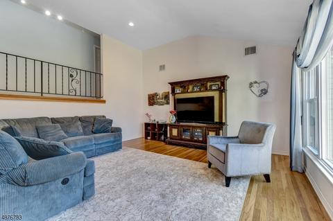 65 Evergreen Ave, Springfield, NJ 07081 photo 7