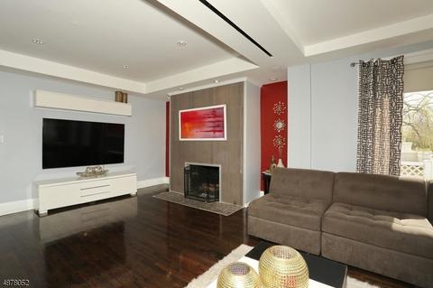 39 Spring Valley Ave, Hackensack, NJ 07601 photo 6