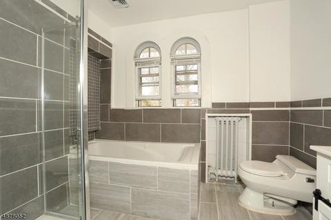 39 Spring Valley Ave, Hackensack, NJ 07601 photo 13