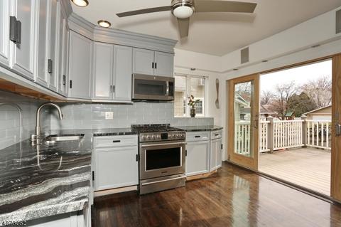 39 Spring Valley Ave, Hackensack, NJ 07601 photo 9