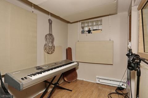 39 Spring Valley Ave, Hackensack, NJ 07601 photo 20