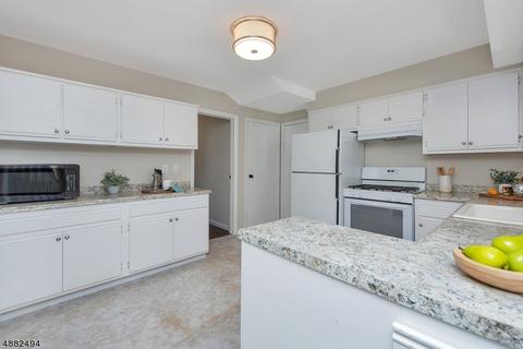 140 Passaic Ave, Summit, NJ 07901 photo 8