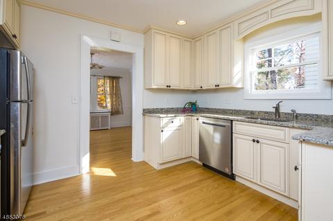 244 Glen Ave, Millburn, NJ 07041 photo 9