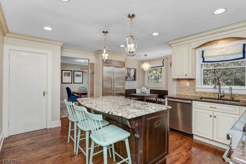 836 Ridgewood Rd, Millburn, NJ 07041 photo 9