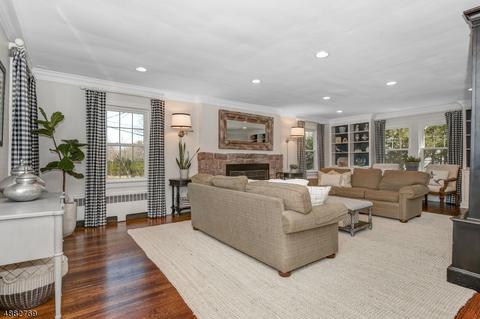 836 Ridgewood Rd, Millburn, NJ 07041 photo 3