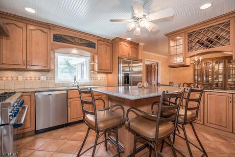 34 Georgia Dr, Wayne, NJ 07470 photo 7