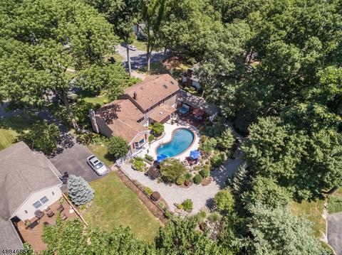 34 Georgia Dr, Wayne, NJ 07470 photo 24