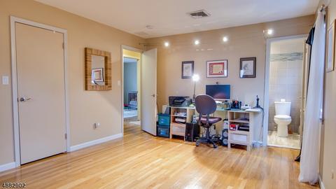 10 Far Hills Rd, Springfield, NJ 07081 photo 12
