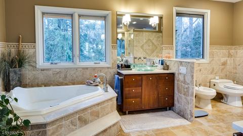 10 Far Hills Rd, Springfield, NJ 07081 photo 17