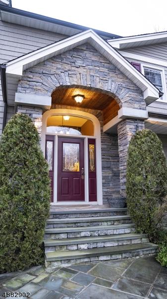 10 Far Hills Rd, Springfield, NJ 07081 photo 2