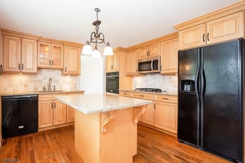 285 River Bend Rd, Berkeley Heights, NJ 07922 photo 6