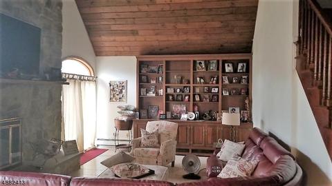 53 Bald Eagle Rd, Hackettstown, NJ 07840 photo 3