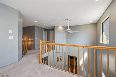 82 Overlook Dr, Hackettstown, NJ 07840 photo 15