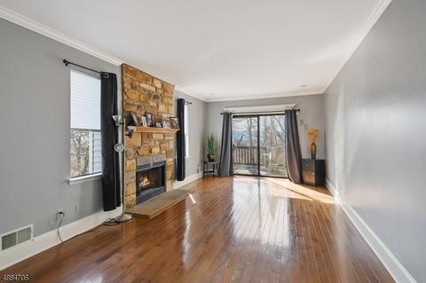 82 Overlook Dr, Hackettstown, NJ 07840 photo 4