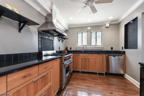 82 Overlook Dr, Hackettstown, NJ 07840 photo 1