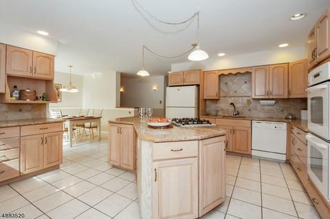 9 Townsend Rd, Mendham, NJ 07945 photo 6