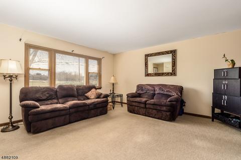 49 Capner St, Flemington, NJ 08822 photo 5