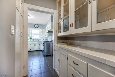96 Orchard St, Summit, NJ 07901 photo 7