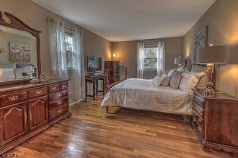 11 Garabrant St, Mendham, NJ 07945 photo 5