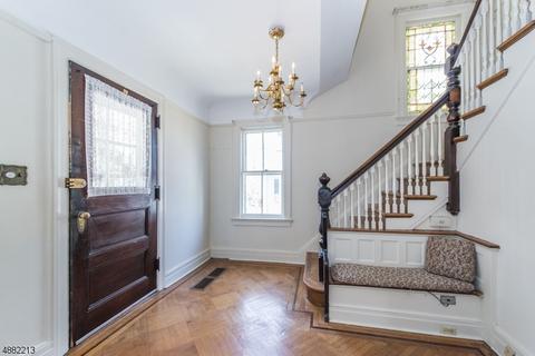 80 Hawthorne Ave, Nutley, NJ 07110 photo 2