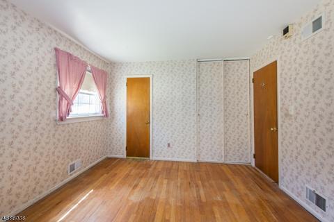 68 Richard St, Dover, NJ 07801 photo 15