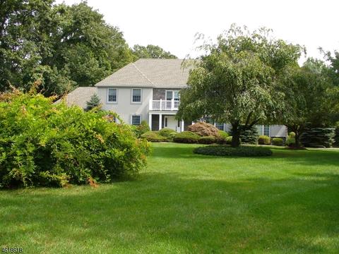 1 Rachel Ct, Hampton, NJ 08827 photo 1