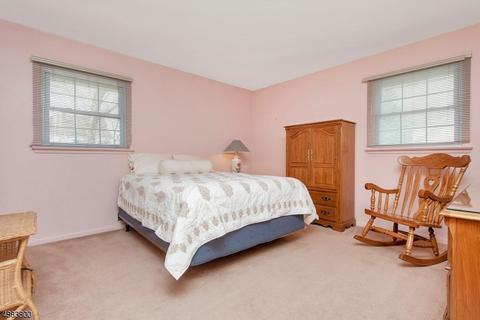 46 Devonshire Rd, Cedar Grove, NJ 07009 photo 14