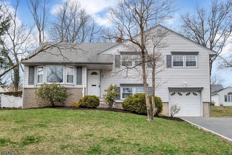 46 Devonshire Rd, Cedar Grove, NJ 07009 photo 2