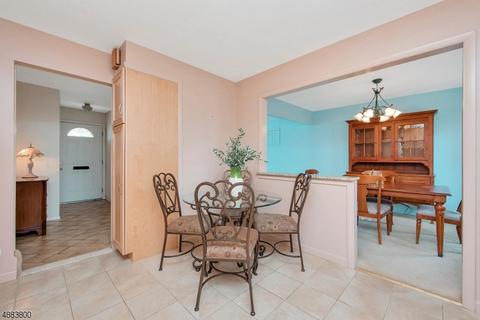 46 Devonshire Rd, Cedar Grove, NJ 07009 photo 10