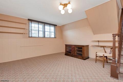 46 Devonshire Rd, Cedar Grove, NJ 07009 photo 19