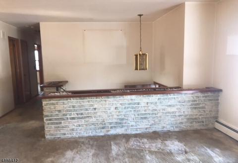 9 Surrey Dr, Wayne, NJ 07470 photo 8