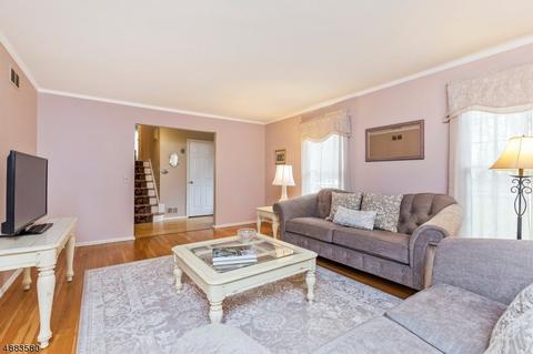 182 Maple Ave, Berkeley Heights, NJ 07922 photo 7
