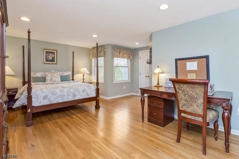182 Maple Ave, Berkeley Heights, NJ 07922 photo 9