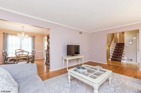 182 Maple Ave, Berkeley Heights, NJ 07922 photo 8
