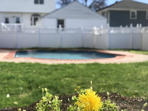 262 Van Buren St, Lyndhurst, NJ 07071 photo 5