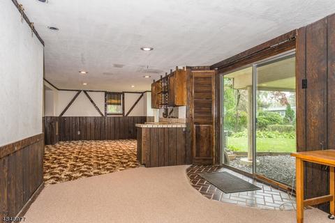 140 Chestnut Dr, Wayne, NJ 07470 photo 17
