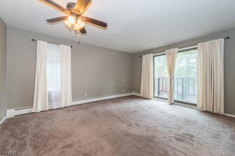 140 Chestnut Dr, Wayne, NJ 07470 photo 13