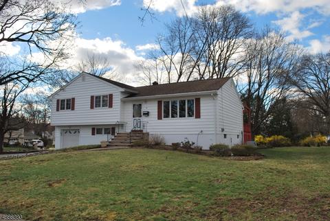 3 Lincoln Pl, Wayne, NJ 07470 photo 2