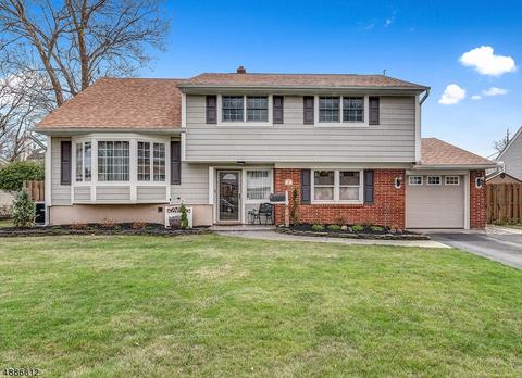 4 Lauri Ln, Middlesex, NJ 08846 photo 1