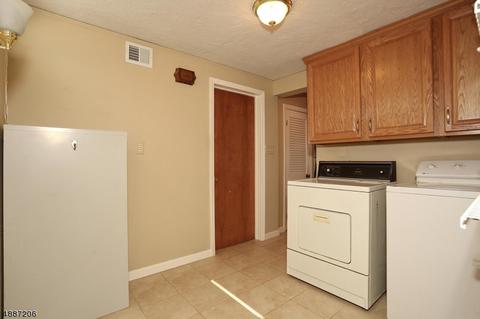 102 Waldwick Ave, Waldwick, NJ 07463 photo 14