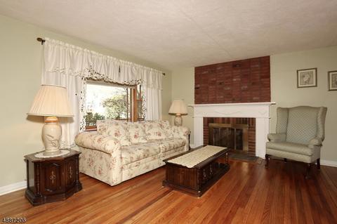 102 Waldwick Ave, Waldwick, NJ 07463 photo 4