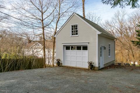 81 W Main St, Mendham, NJ 07945 photo 18