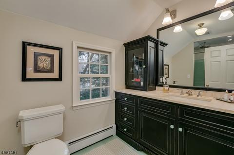 81 W Main St, Mendham, NJ 07945 photo 10