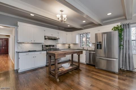 81 W Main St, Mendham, NJ 07945 photo 6